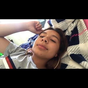 Meet your Posher, Veronica